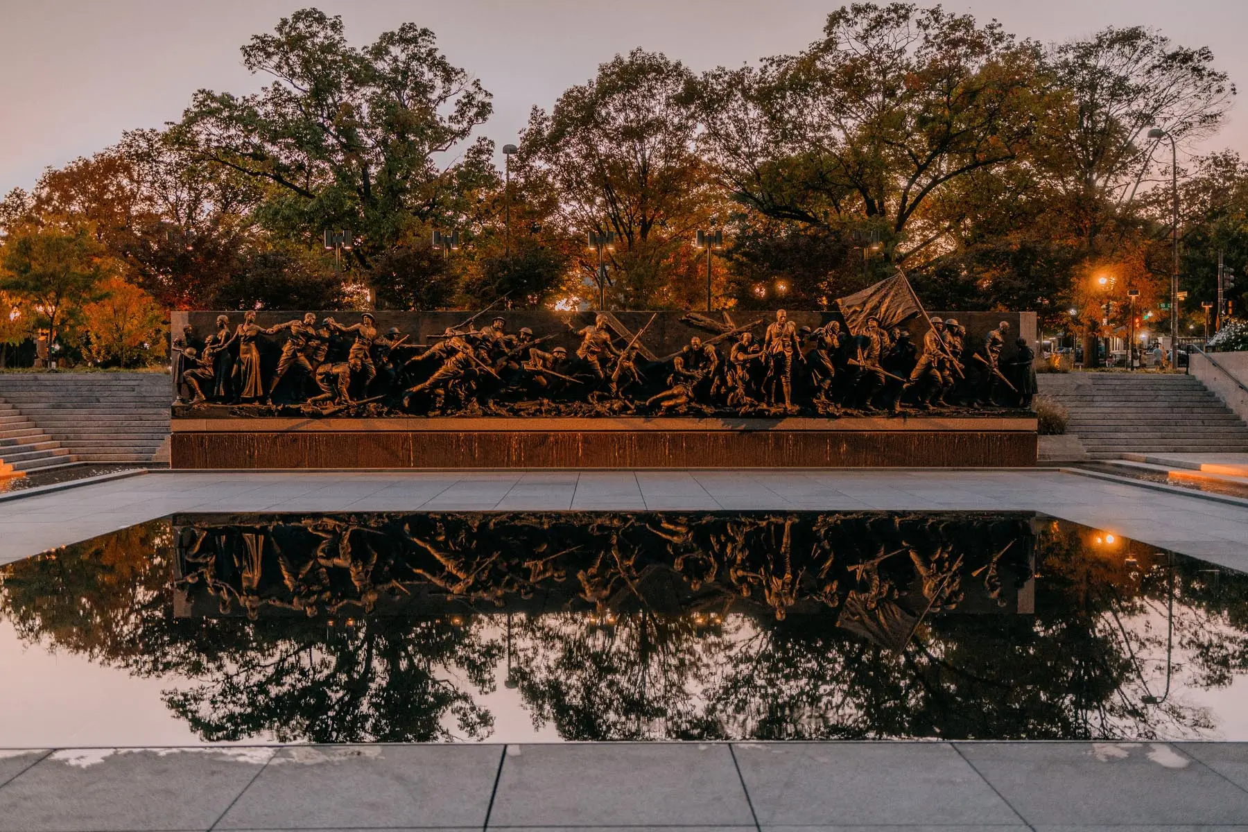 Statue Honoring US history